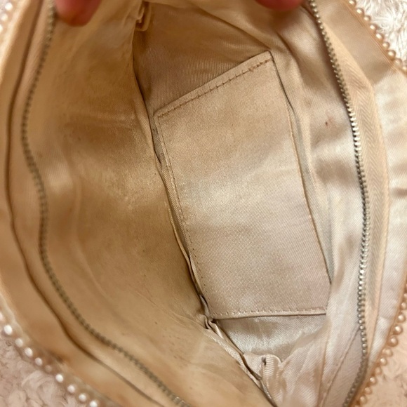 Vintage Japanese Hand Beaded Fresh Water Pearl Bag
Circa 1960 - Picture 5 of 6